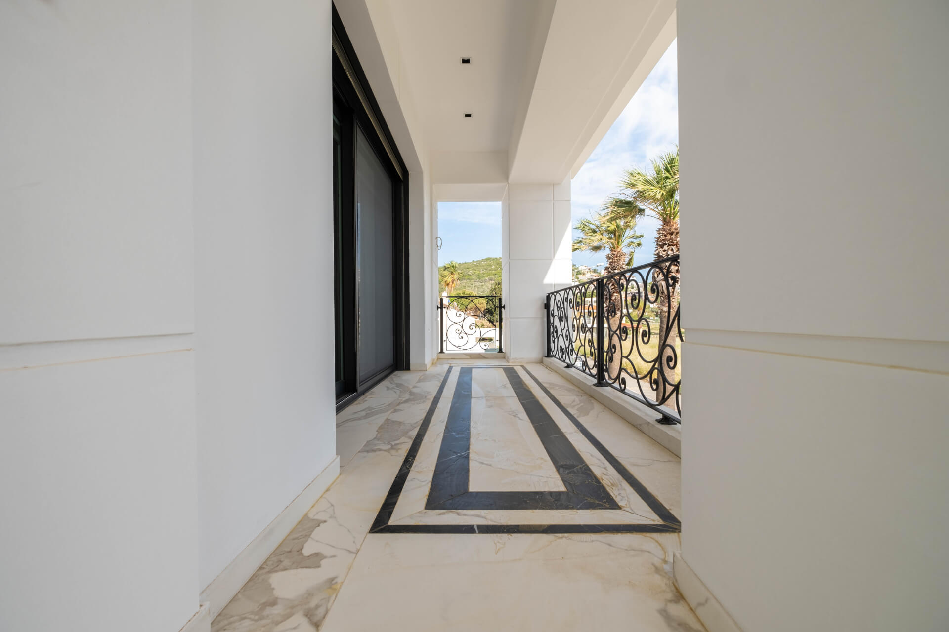 Black Frames, White Trim