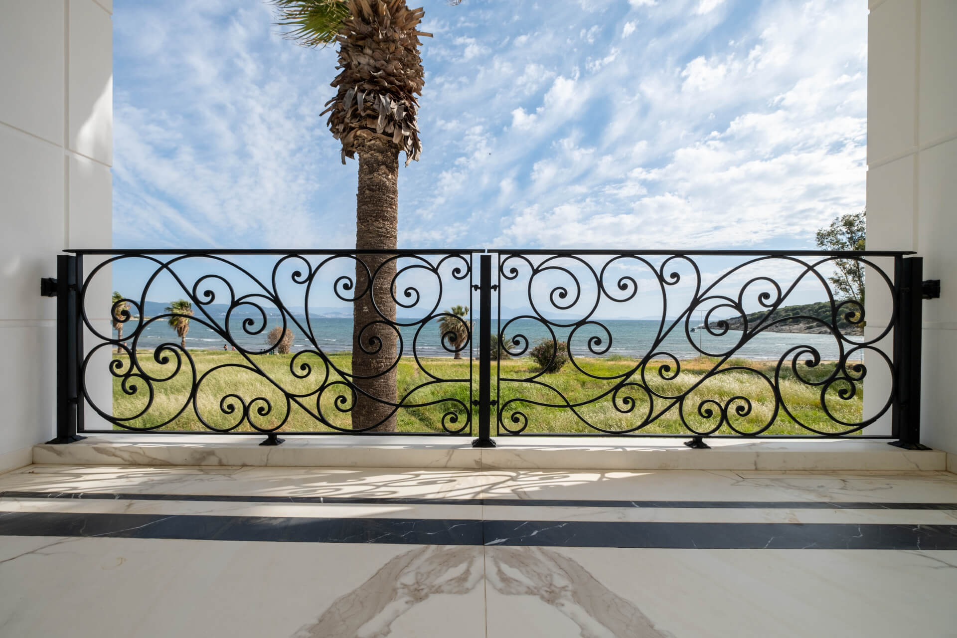 Black Frames, White Trim